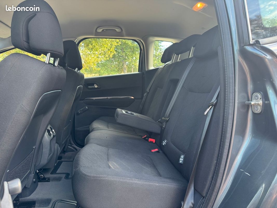 Peugeot 3008 HDI 112 Confort Pack garantie 3 mois (image 6)