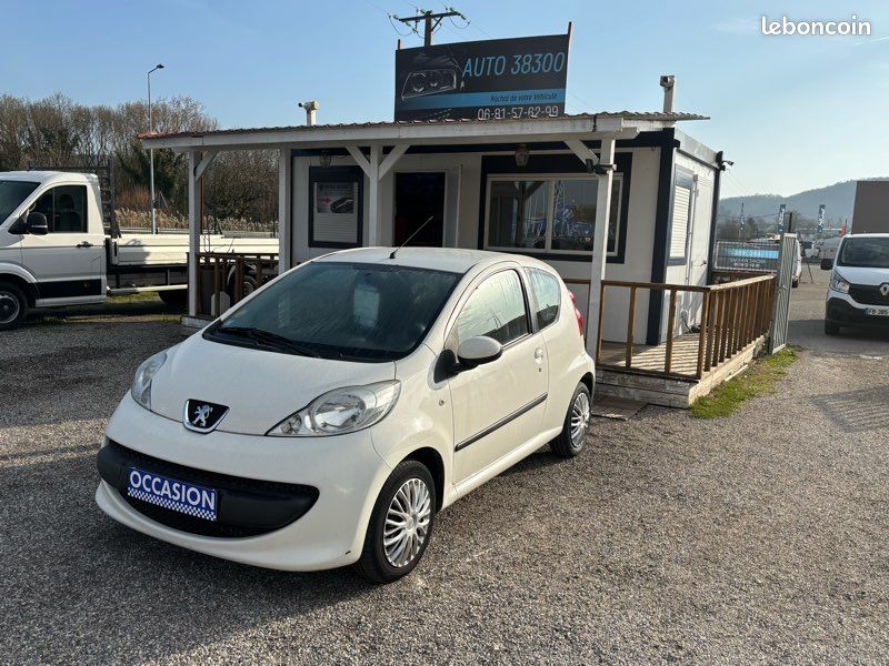 Peugeot 107 / 1.4 HDI / 75000 km (image 1)