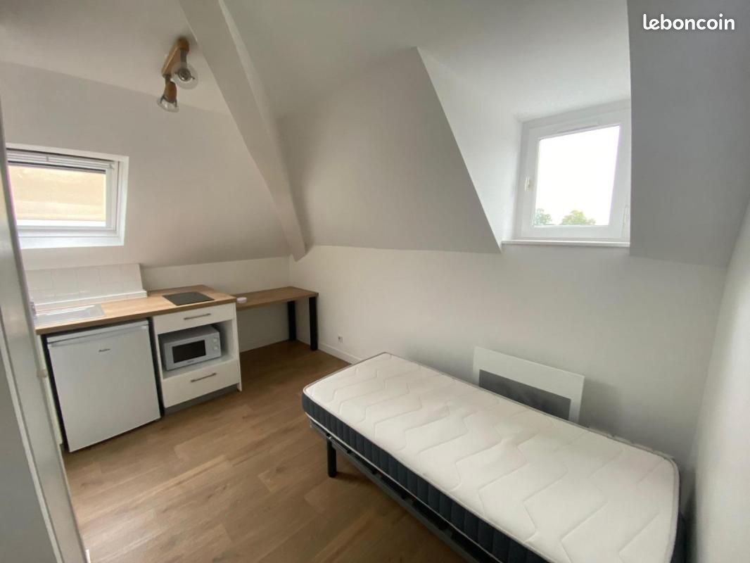 Appartement 1 pièce 9 m² · à Laval · 9 m² · 290 €/mois
