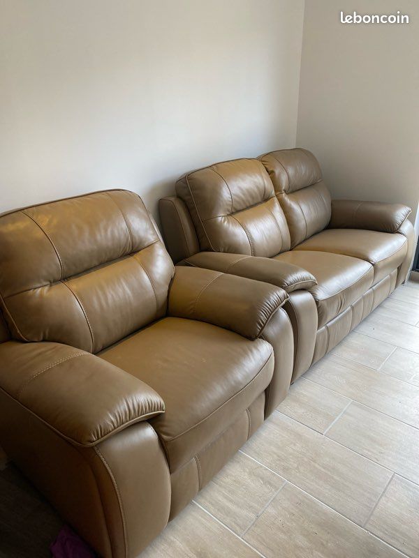 Canapé beige en cuir (image 6)