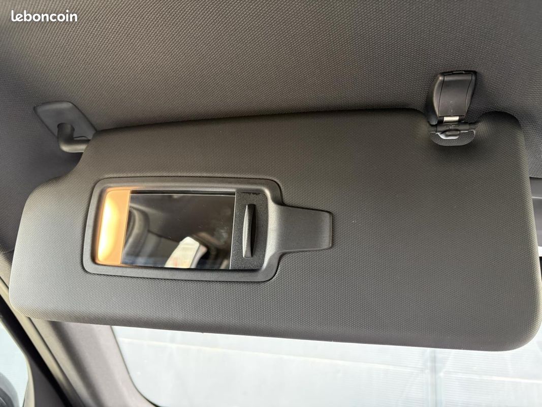 BMW X1 sDrive 18i 136ch DKG7 M Sport (image 30)