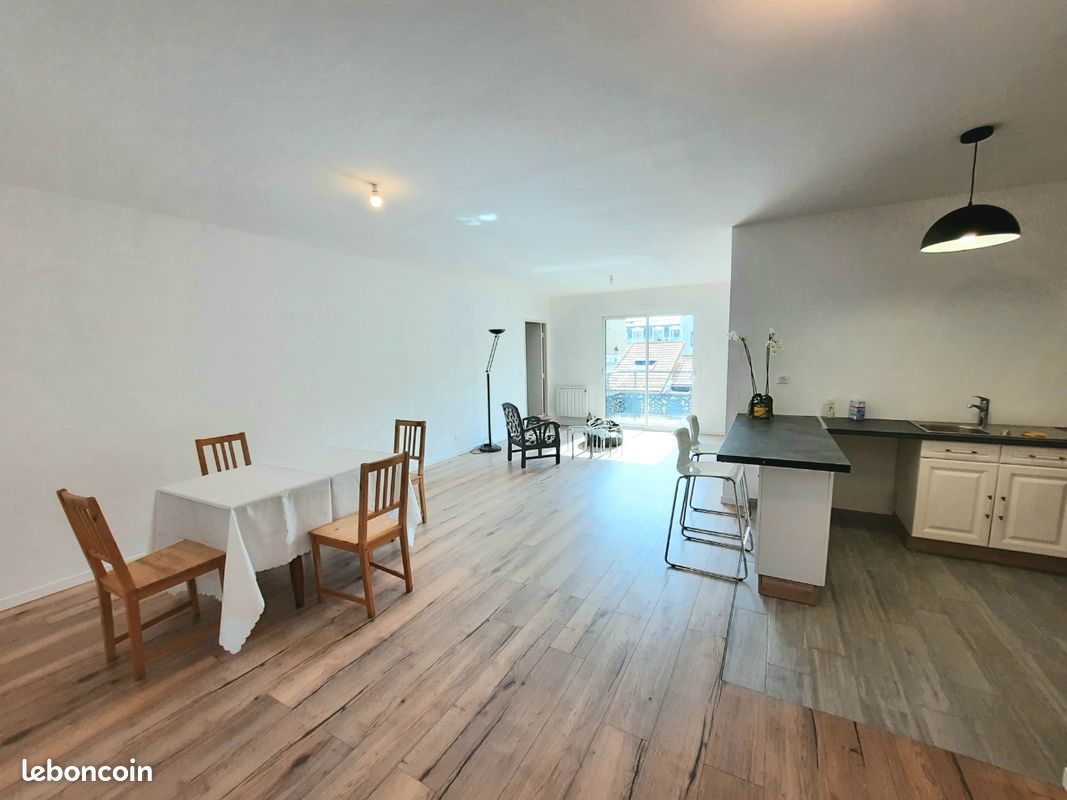 Appartement 3 pièces 64 m² · à Alfortville · 64 m² · 1 580 €