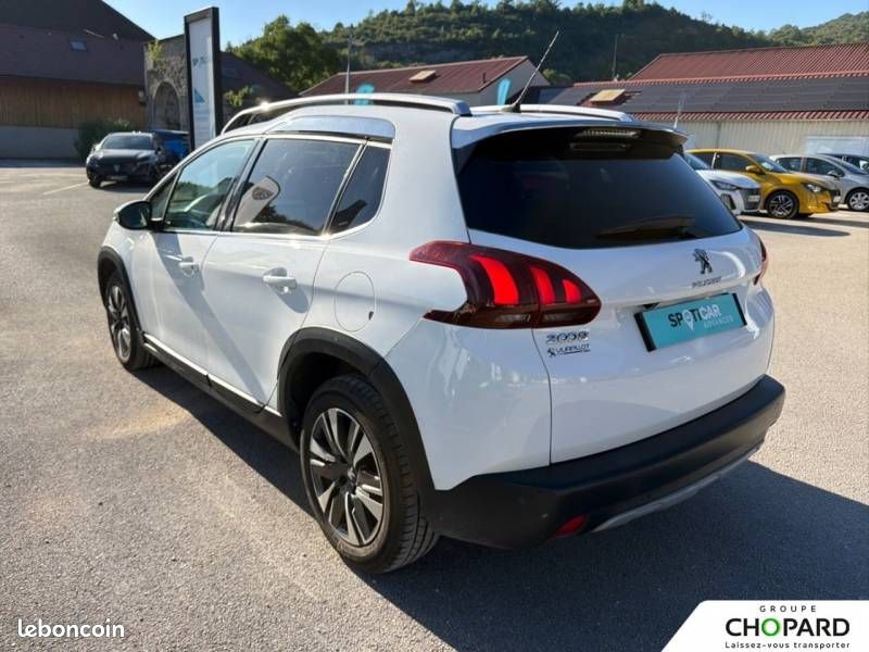 Peugeot 2008 1.2 PureTech 110ch S&S EAT6 GT Line (image 7)
