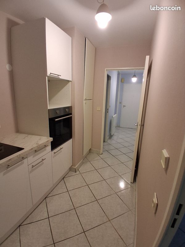 Appartement 3 pièces 59 m² · à Corbeil-Essonnes · 59 m² · 1 100 €/mois