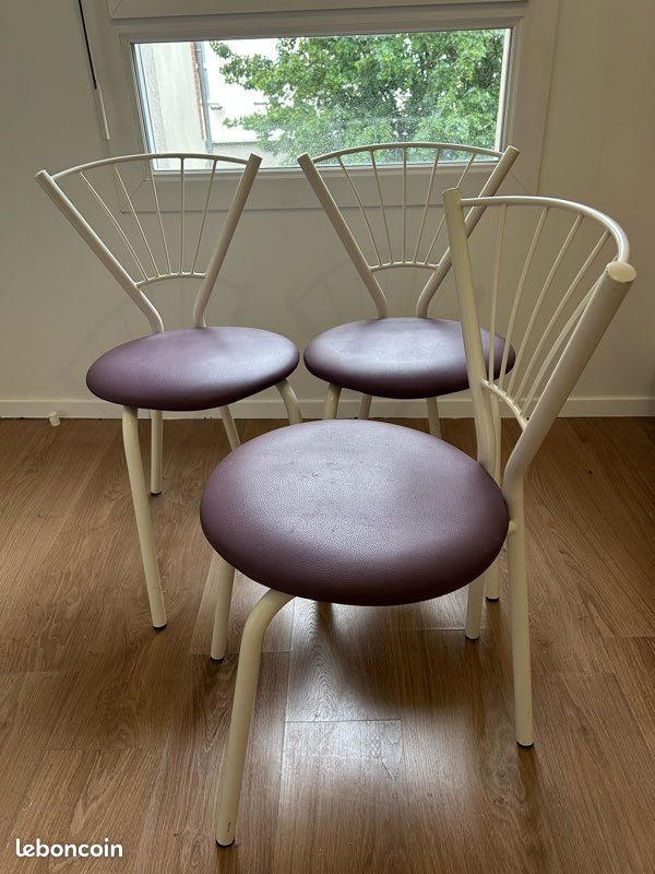 Lot 3 chaises (image 1)