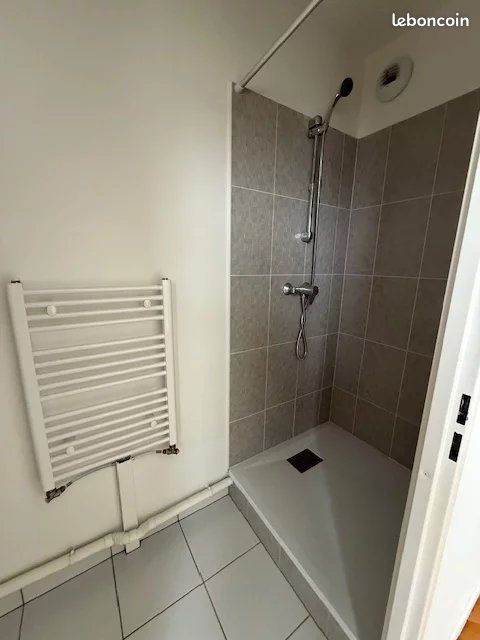 Appartement a louer combs-la-ville - 5 pièce(s) - 86 m2 - Surfyn