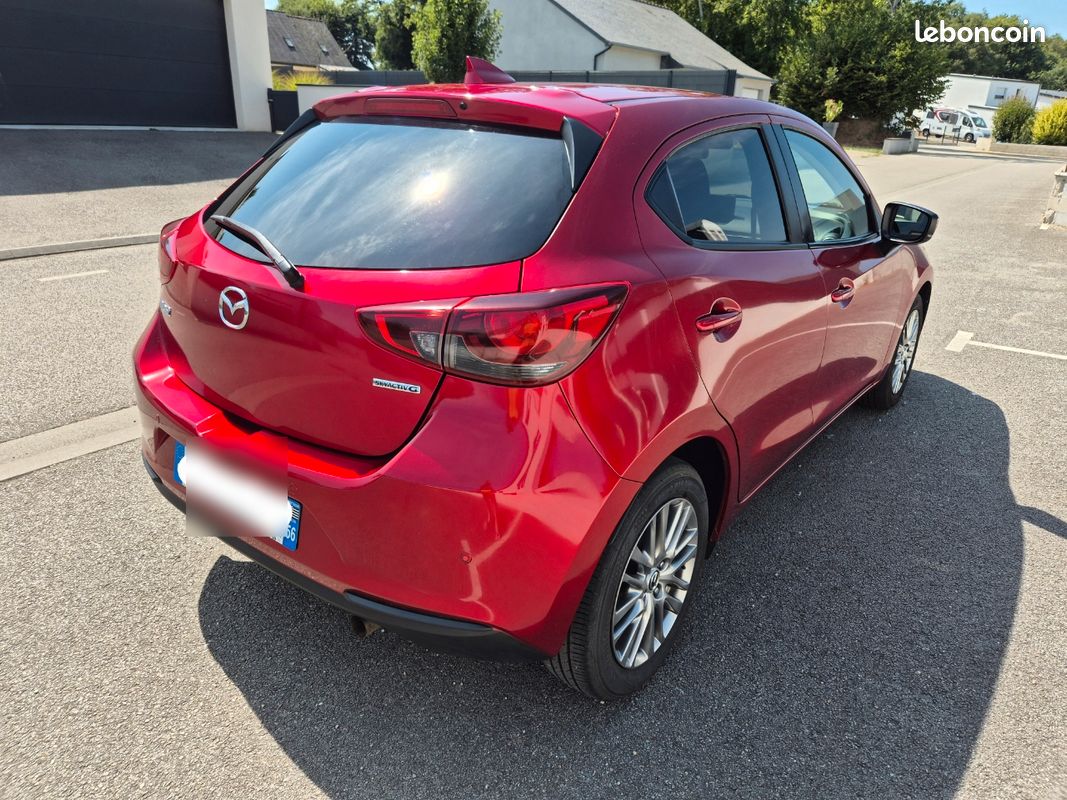 Mazda 2 1.5 skyactiv-G M hybride 90cv signature (image 2)