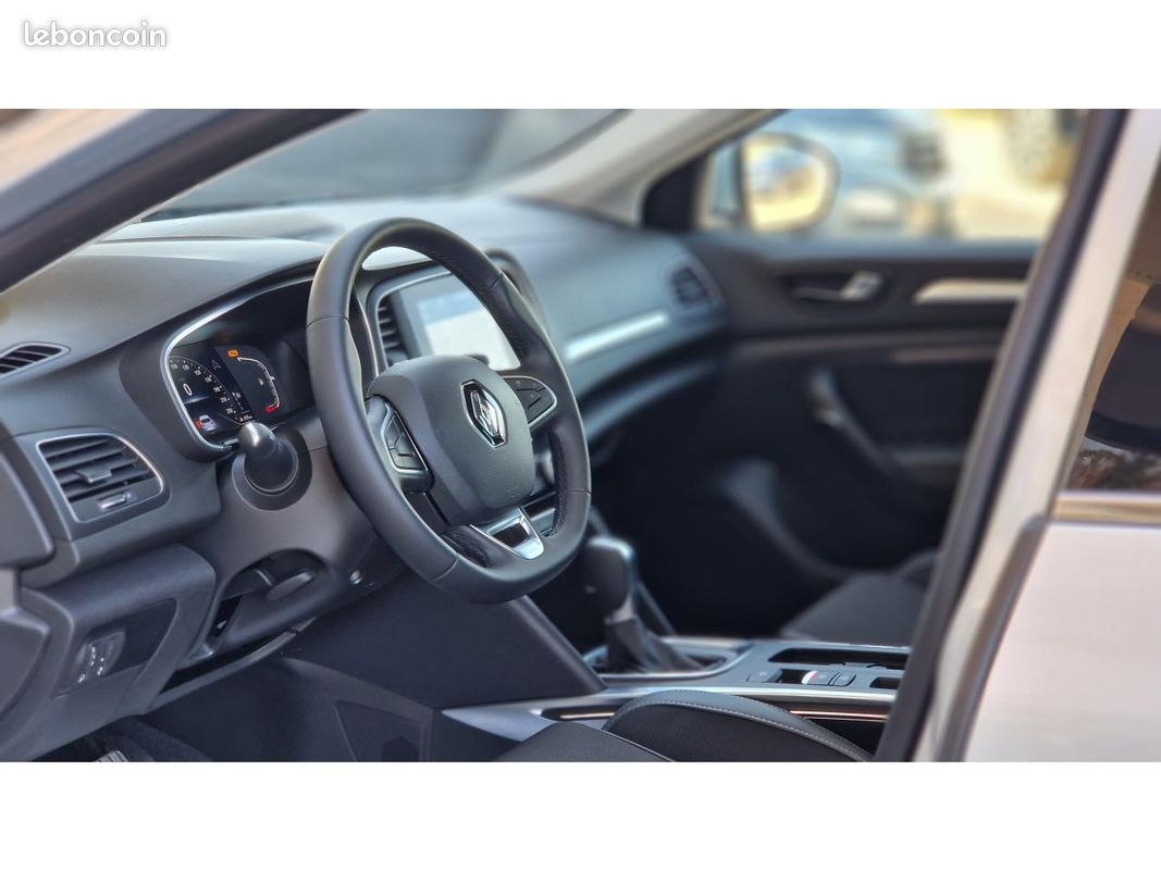 RENAULT MEGANE Mégane 1.5 Blue dCi - 115 - BV EDC 2023 IV BERLINE Techno PHASE 2 (image 19)