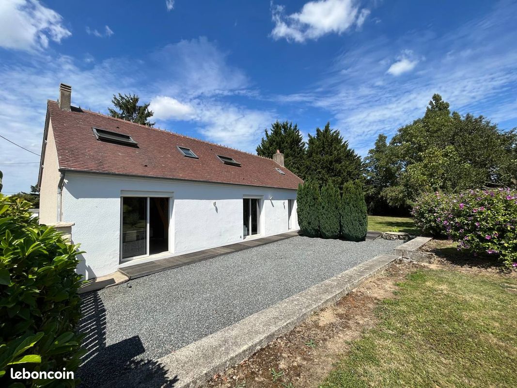 Maison 8 pièces 127 m² · à Saint-Sauvier · 127 m² · 179 500 €