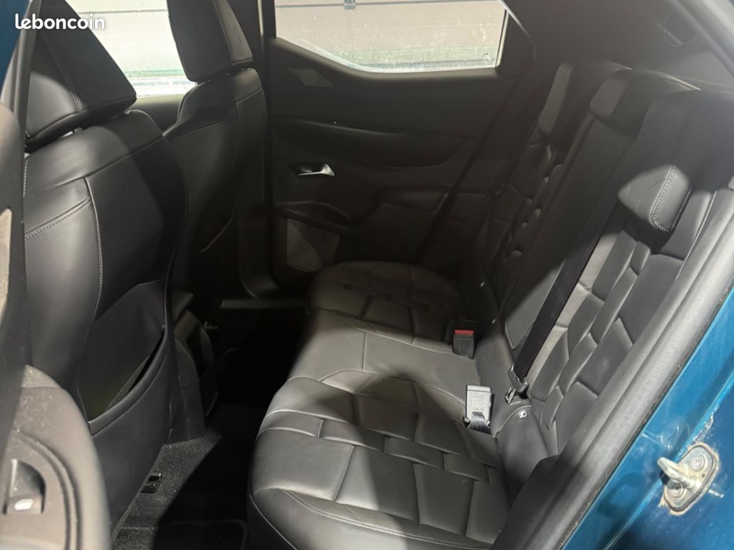 DS DS3 CROSSBACK PureTech 130 CV EAT8 So Chic/ puretech / COURROIE OK/ ENTRETIENT 05.2026 (image 10)