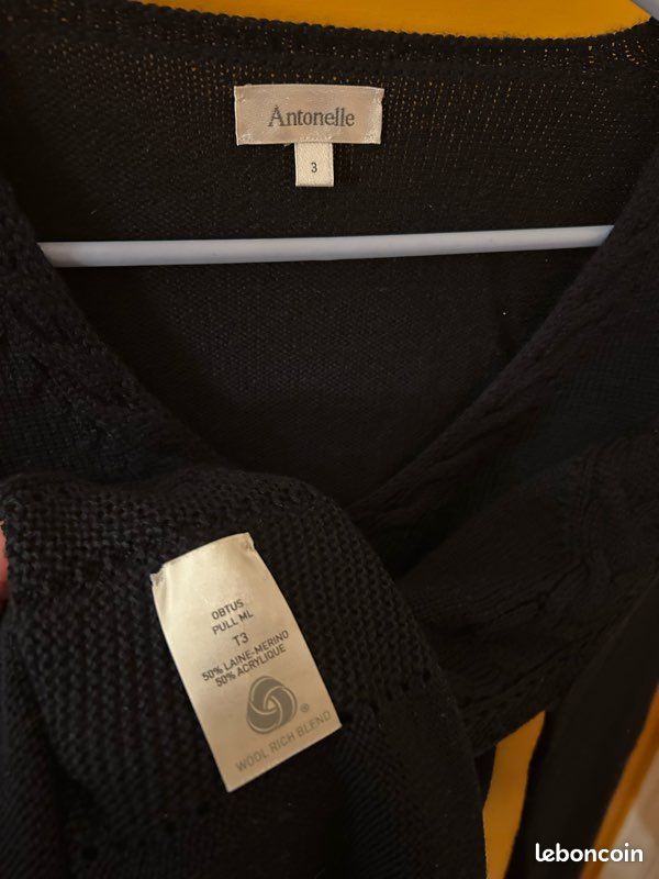 Pull noir Antonelle Taille 3 (image 5)