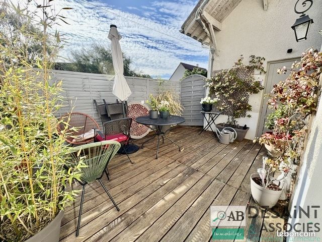 Maison 4 pièces 107 m² · à Guérard · 107 m² · 240 000 €