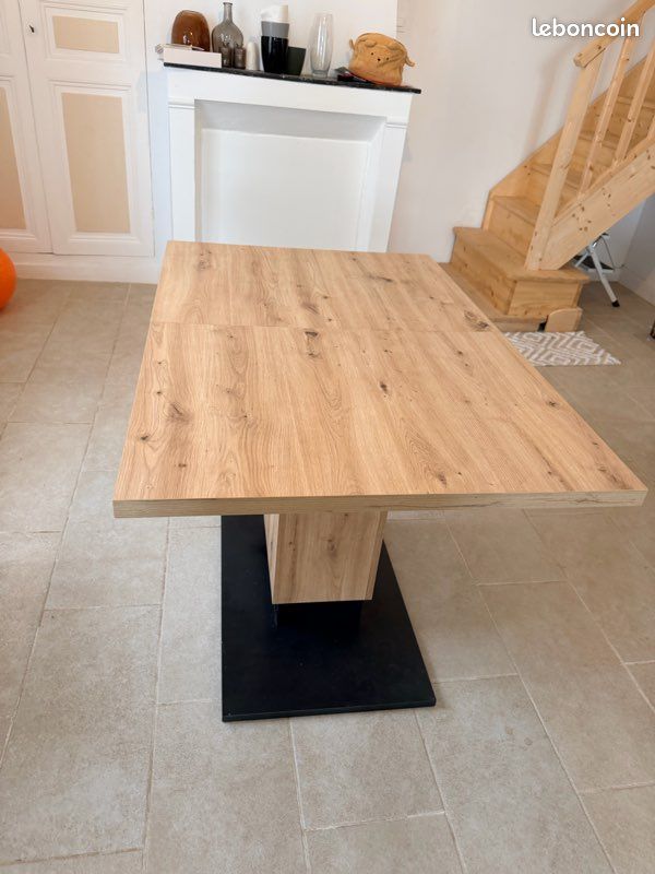 Table extensible BUT LORENA chêne/noir 120 → 180 cm – Très bon état (image 1)