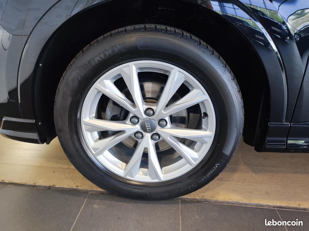 AUDI Q3 35 TFSI 150 ch S tronic 7 S line (image 4)