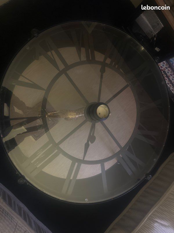 Table basse horloge (image 3)