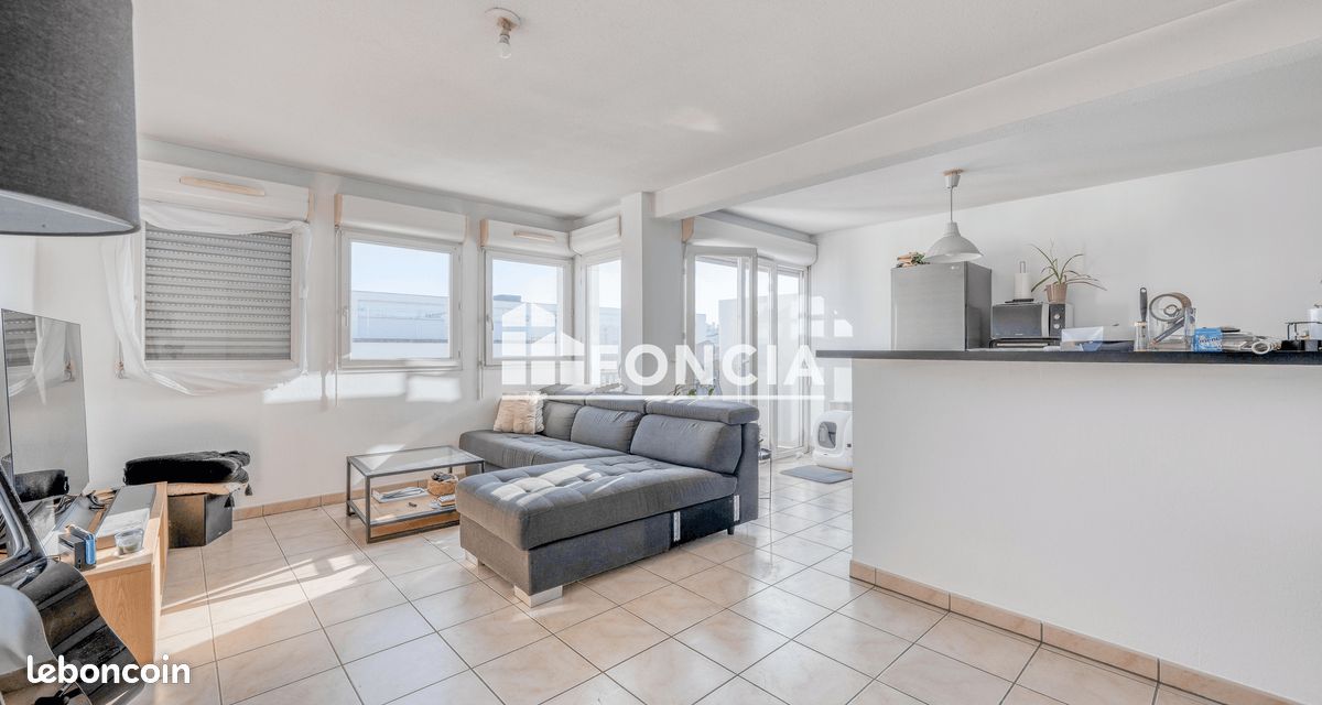 Parking 65 m² · à Bordeaux · 65 m² · 259 000 €