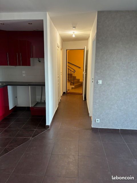 Location appartement 2 pièces état neuf avec parking (image 4)