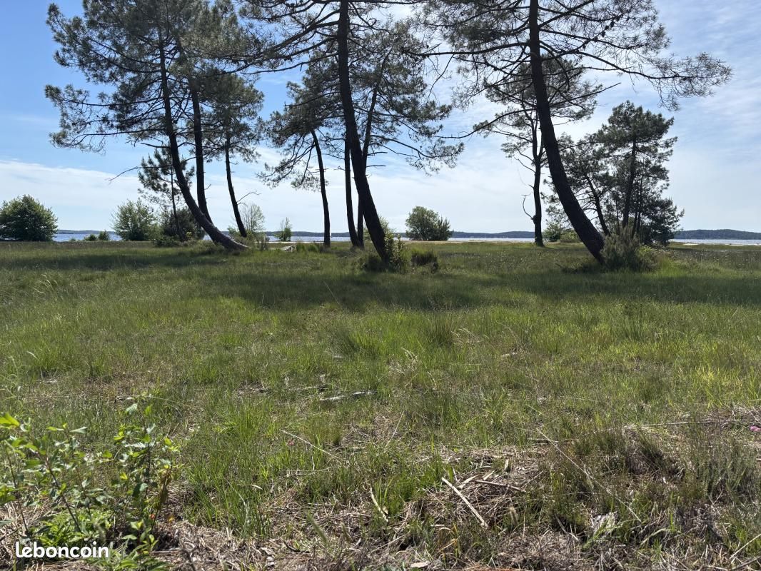 Terrain 366 m² · à Lacanau · 235 000 €