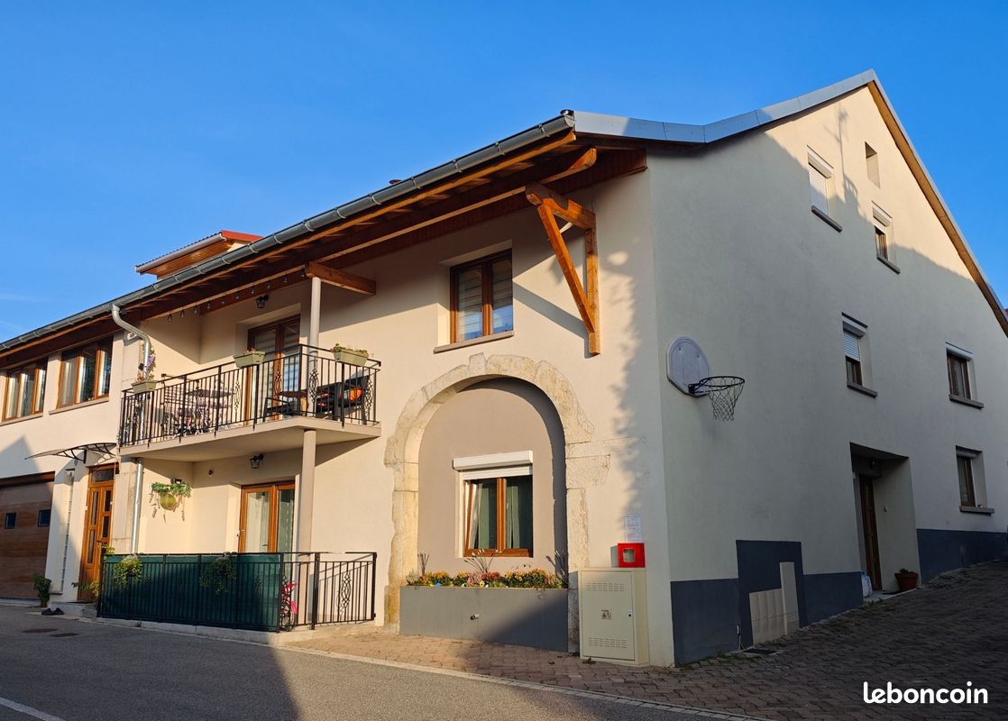 Appartement 5 pièces 144 m² · à Gex · 144 m² · 515 000 €