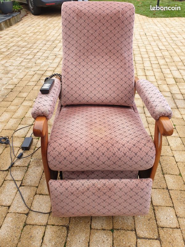 Fauteuil règlages éléctriques (image 1)