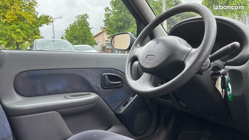 Renault clio 2 1.2 60 cv rxe - paiement en 4 fois possible (image 12)