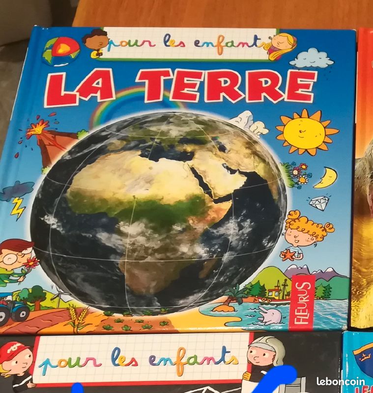 La terre FLEURUS "pour les enfants " (image 1)