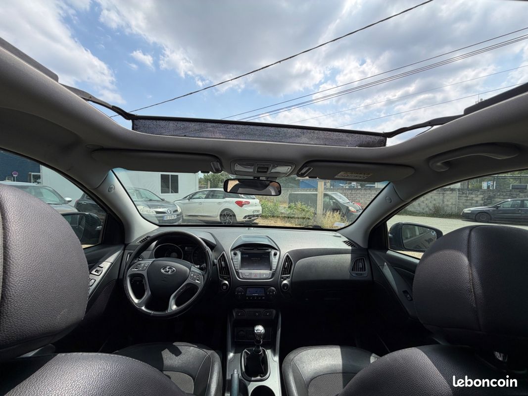 Hyundai ix35 Premium Limited Blue 2WD (image 12)