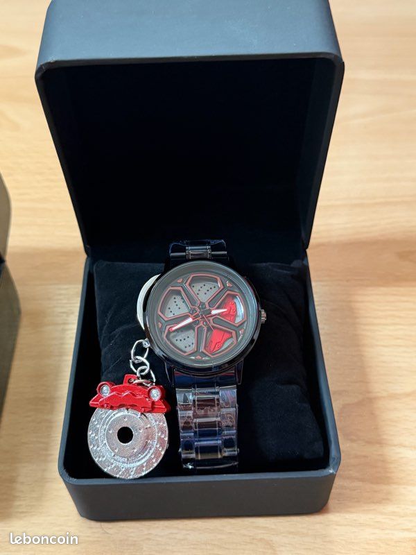 Coffret montre automobile jante étrier de frein rotative et porte clé en metal (image 3)