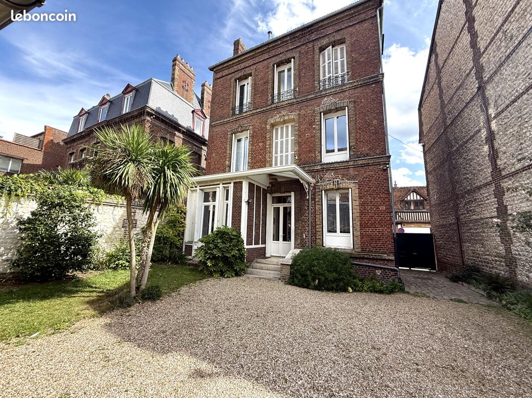 Maison 8 pièces 160 m² · à Elbeuf · 160 m² · 269 000 €