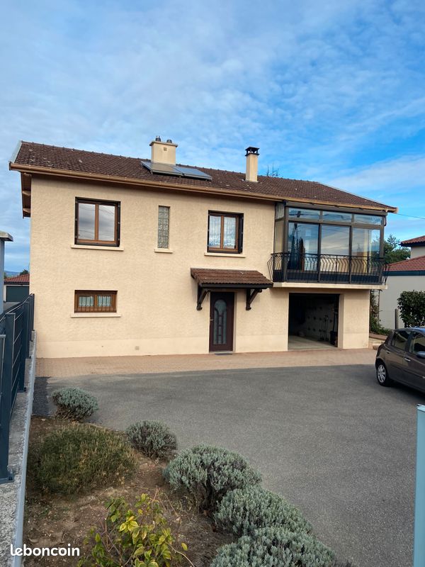 Maison 5 pièces 86 m² · à Vaugneray · 86 m² · 360 000 €