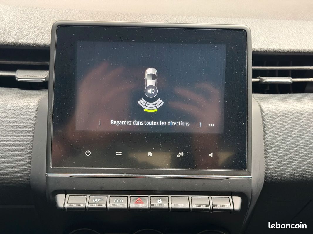Renault CLIO V Blue dCi 85 CV Zen + CARPLAY + RADARS DE RECUL + CLIMATISATION + FULL LED (image 28)