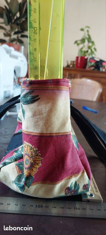 Petit sac à main tissu fleuri style provençal – rouge, jaune et noir (image 8)