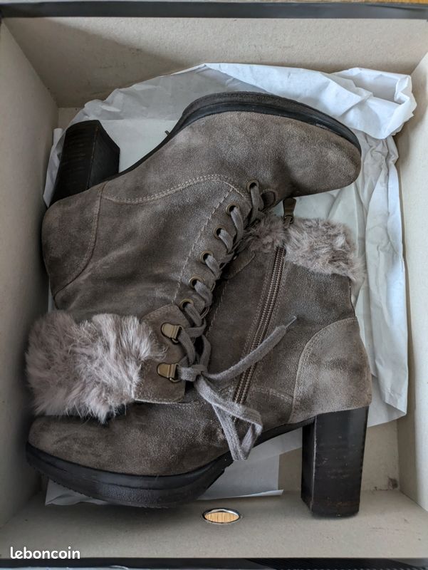 Bottines femme en daim gris Chaussures