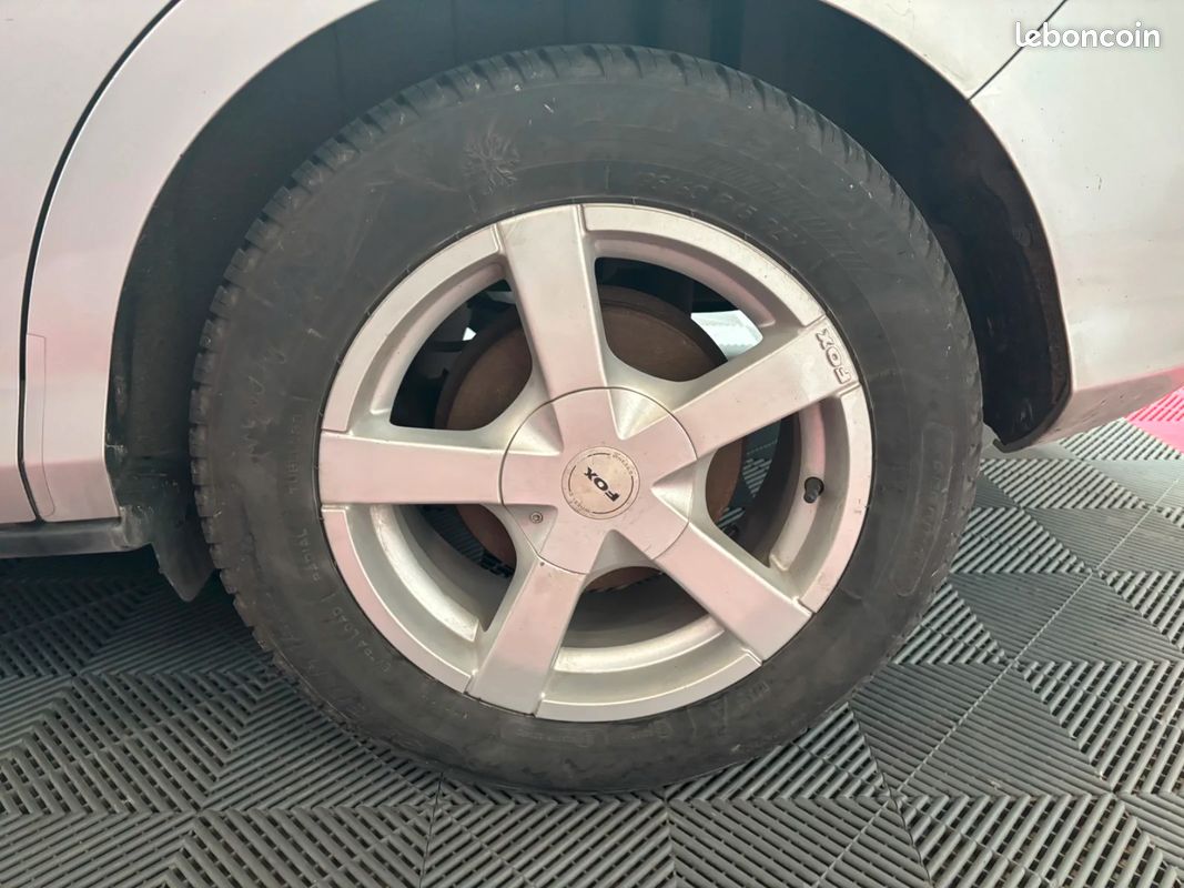 Ford B-MAX B-MAX 1.0 EcoBoost 120 S&S (image 12)