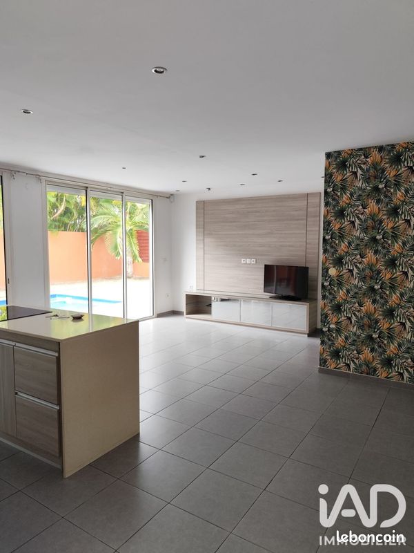 Maison 4 pièces 109 m² · à Saint-François · 109 m² · 450 000 €