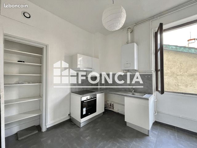 Appartement 3 pièces 71 m² · à Grenoble · 71 m² · 728 €