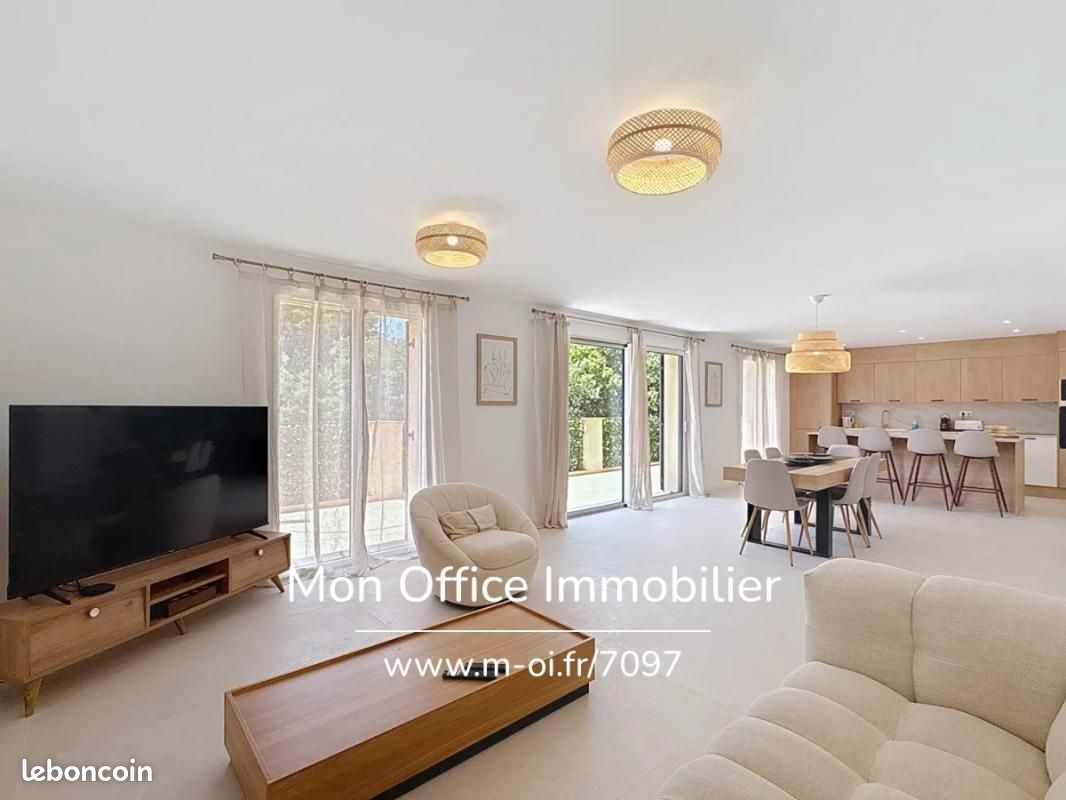 Appartement 4 pièces 107 m² · à Grimaud · 107 m² · 720 000 €
