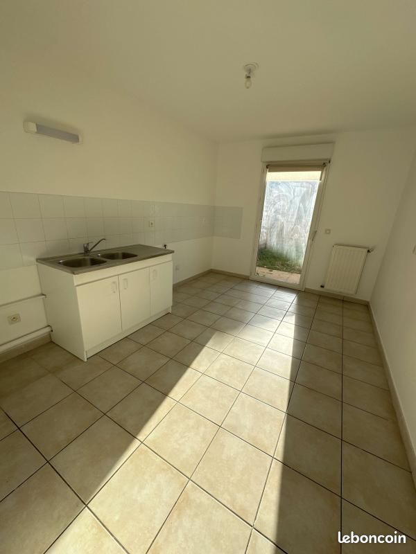 Maison a louer bourgoin-jallieu - 4 pièce(s) - 101 m2 - Surfyn