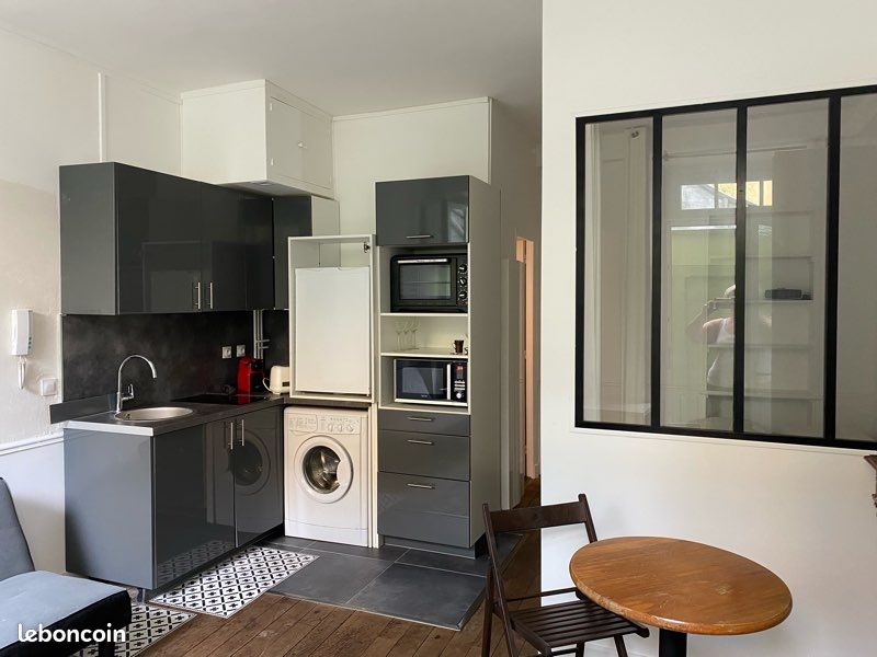 Appartement 2 pièces 26 m² · à Versailles · 26 m² · 993 €/mois