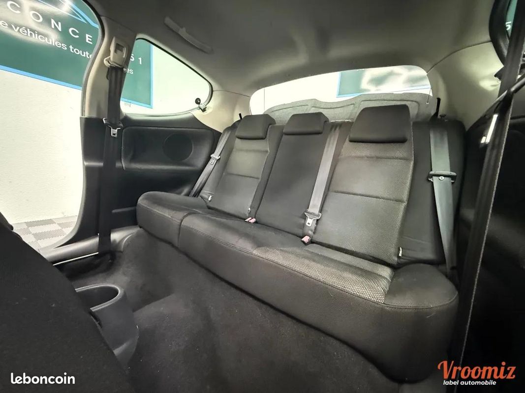 Peugeot 207 1.6 120 EXECUTIVE PACK 12 MOIS DE GARANTIE (image 14)
