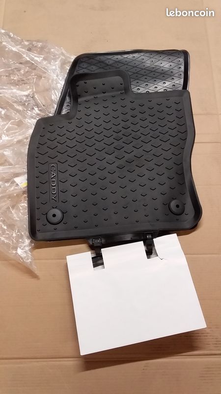 2 tapis de sol avant caoutchouc 2K8061502 82V Volkswagen Caddy VW VAG neuf 2K8 061 502 82V tapis AV tous temps (image 1)