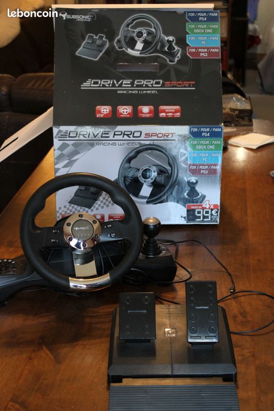 Volant Drive Pro Sport Subsonic Pour PS4/PS3/Xbox One/PC Avec Pédalier - Occasion