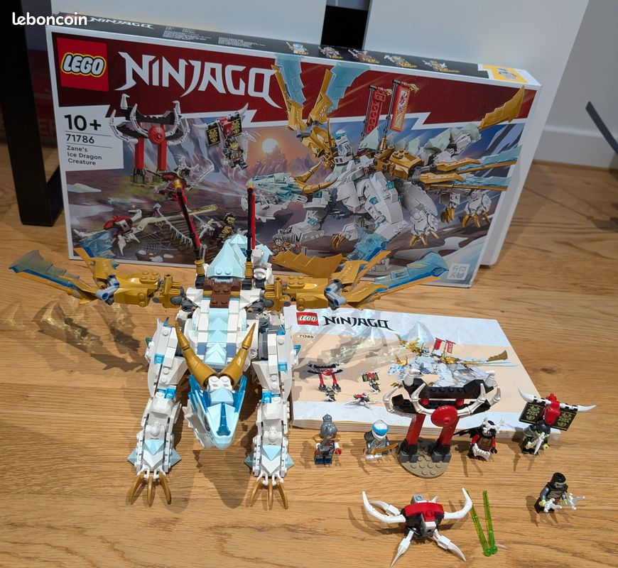 LEGO NINJAGO - 71786 - La Créature Dragon de glace de Zane (image 1)