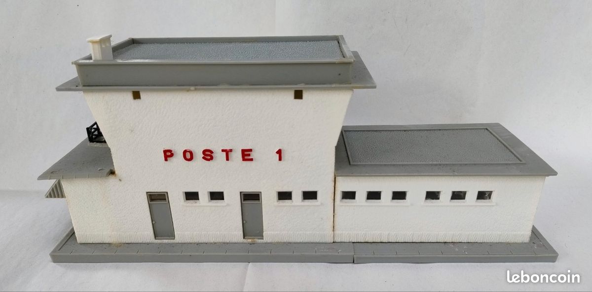 Maquette De Poste D'aiguillage Jouef - Échelle 1/87 (HO) - Occasion - Couleur Grise