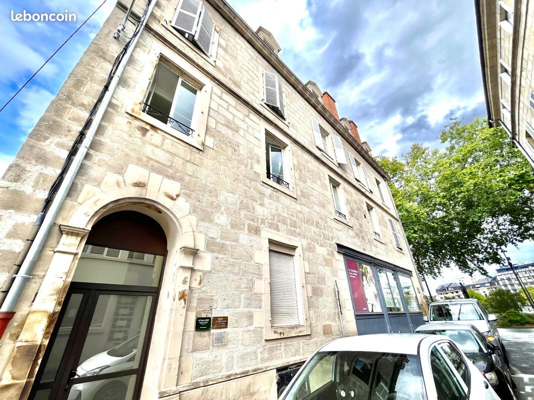 Appartement 8 pièces 150 m² · à Brive-la-Gaillarde · 150 m² · 1 770 €/mois