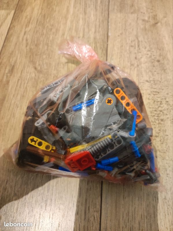 Lego technic 42119 (image 2)