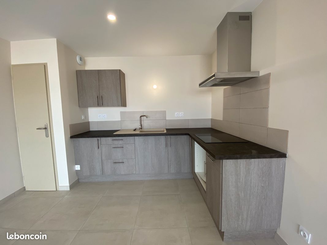 Appartement a louer montelimar - 2 pièce(s) - 53 m2 - Surfyn