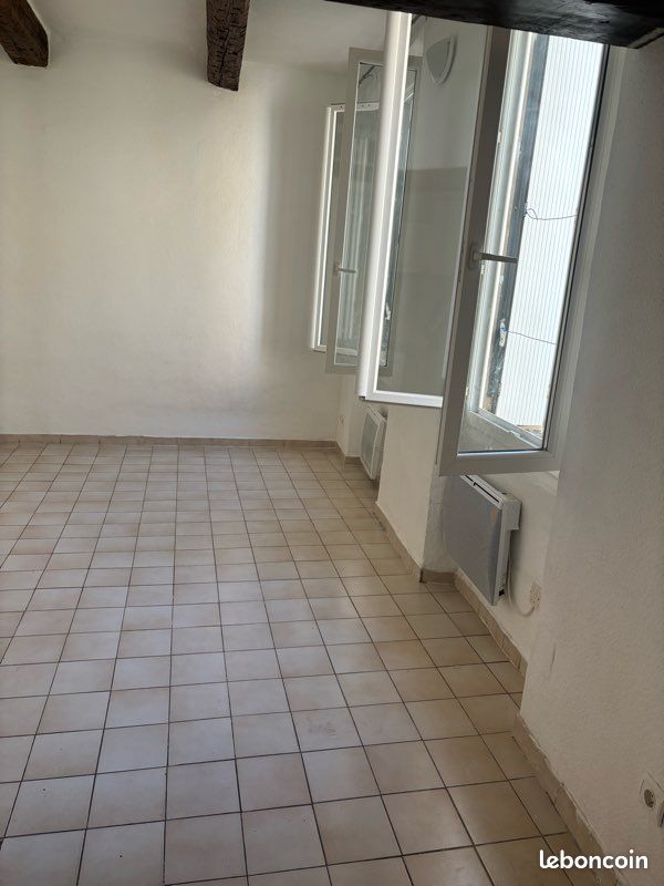 Appartement 1 pièce 24 m² · à Toulon · 23,5 m² · 460 €/mois