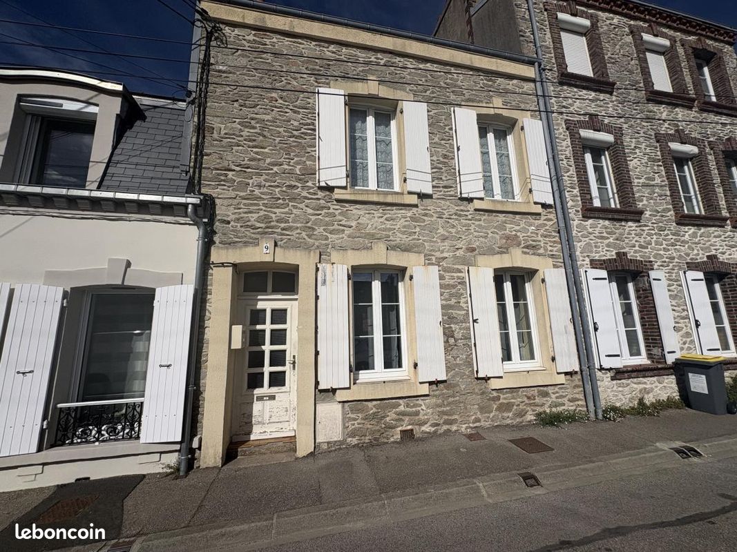 Maison 6 pièces 159 m² · à Cherbourg-en-Cotentin · 159 m² · 220 080 €