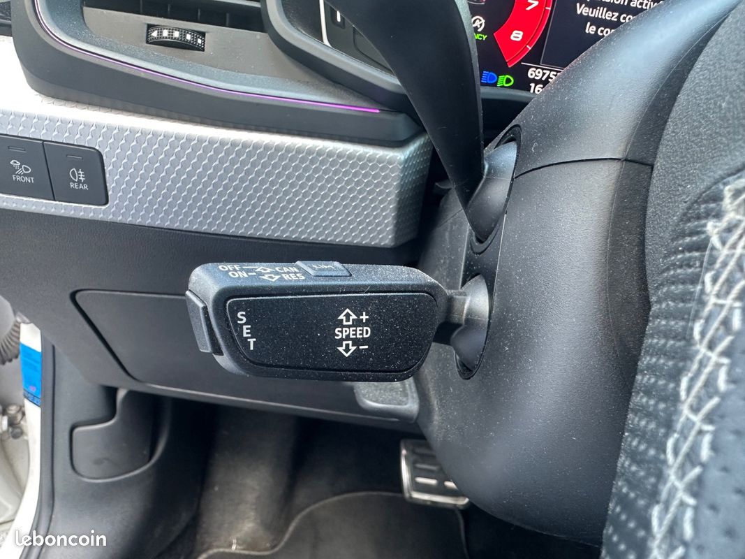Audi A1 Sportback 35 TFSI 1.5 150CH S-line + CARPLAY + ECLAIRAGE D'AMBIANCE + 2EME MAIN + GARANTIE 12 MOIS (image 32)